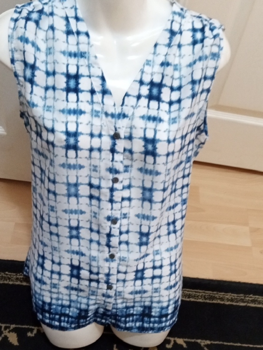 💲1⃣❤▶▶Sleeveless Blue Tie-Dye Button Front Women's Top